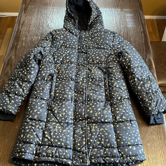 Girls Amazon Essentials Coat - Picture 2 of 11